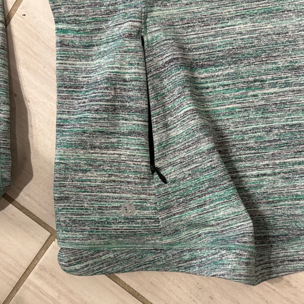 Lululemon Space Dye Camo Forage RunderfulWomen's Heathered Green Long Sleeve Top - Picture 3 of 8